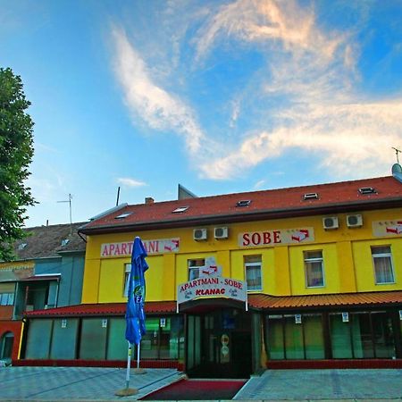 Apartments Klanac Osijek Exteriör bild